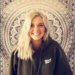 Meet your Posher, Emily